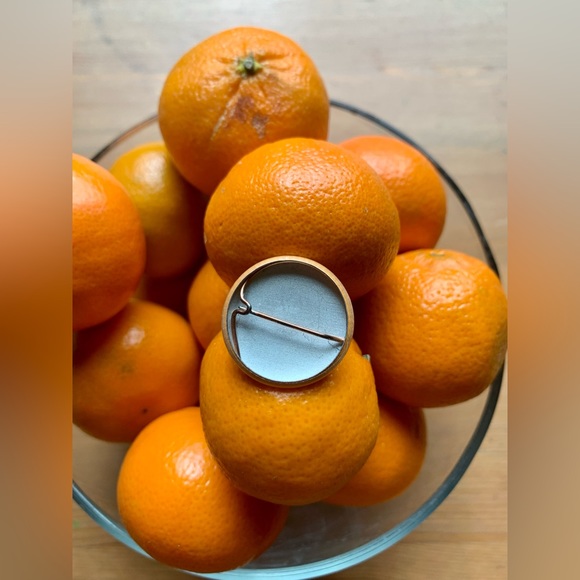 Bells Brewery Oberon Ale Orange Pin 11469 - Picture 2 of 3